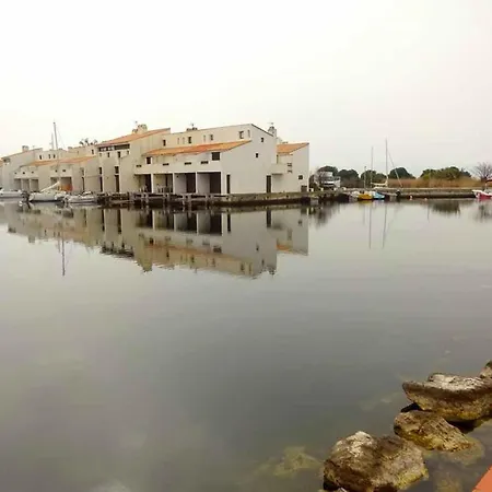 T2 Climatise Avec Parking, A 1km De La Plage, Pres Du Parc Des Dosses - Fr-1-782-37 * Le Barcarès