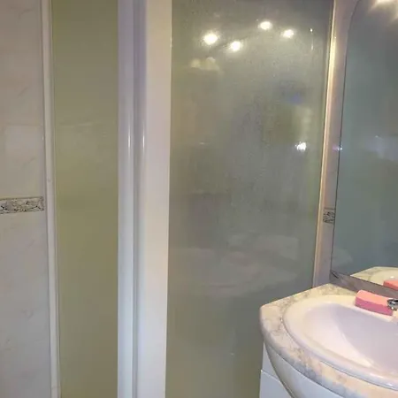 Apartment T2 Climatise Avec Parking, A 1km De La Plage, Pres Du Parc Des Dosses - Fr-1-782-37 Le Barcarès